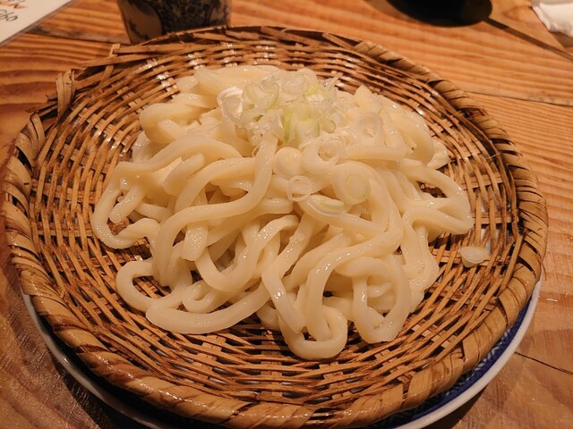 江の島どん☆4 WATATSUMI - Enoshima/Kaisen-don (Seafood bowl) | Tabelog
