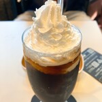 喫茶室ルノアール - ドリンク写真:ウィンナーコーヒー（Iced）