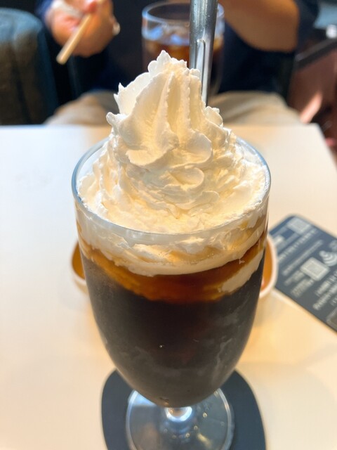 Kissa Shitsu Renoir Koenji Kitaguchi Ekimae Ten