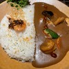 【カレー専門店】円山教授。