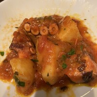 イル ビッライオ - 蛸とじゃがいものトマト煮