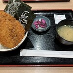 秩父わらじかつ亭 - 