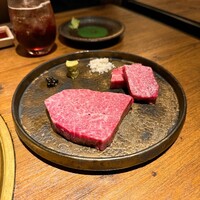 和牛とタン 焼肉 とみ 新橋本店 - 