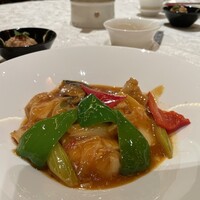 筑紫樓 銀座店 - フカ肉