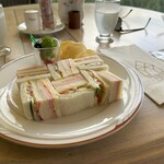 八ヶ岳高原ロッジ - ミックスサンド 1,300円