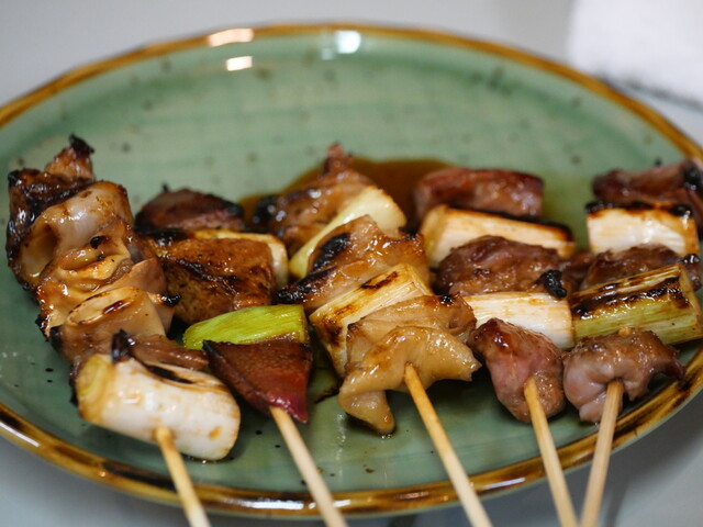 上盛岡の焼き鳥店 さい川 &ndash; 本格炭火焼き鳥と居心地の良い空間