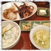 虎萬元 南青山店 - ランチミーティング。ここはやっぱ、美味しいねー。微妙にオフィスから遠いのが何点。