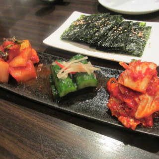 炭火焼肉・韓国料理 KollaBo_1