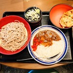 名代 富士そば - ミニカレーセット もり、660円
+ トッピング 天ぷら / コロッケ、150円。
