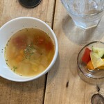 イヌコウボウ - スープとピクルス