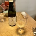 Chinese restaurant KUE - 河口湖のセブンシダーズのデラウェアのオレンジワイン