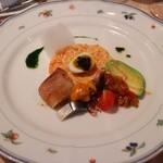 ル・クープル - オードブル
      特製サーモンのタルタル
      