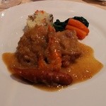 ル・クープル - 鶏モモ肉と海老、ソーセージの煮込み　コスモポリタン風
      