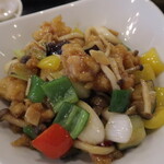 中国料理レストラン 摩亜魯王洞 - 鶏肉ピーマン炒め