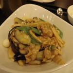 中国料理レストラン 摩亜魯王洞 - 豚肉と茄子の辛子炒め