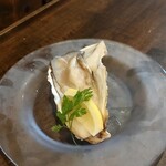 レストラン ボンジョリーナ 三鷹台 - 追加の生牡蠣＠550　海を飲んでるとの家族からのコメント