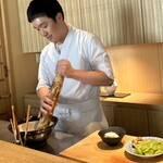 日本料理FUJI - 白和えは胡麻を炒るところから