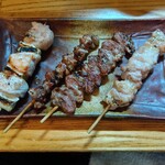 炭火焼鳥中村屋 - ねぎま、はつもと、はつ、せせり