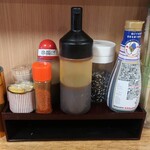 銀だら屋 - 卓上備品の様子。