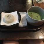 茶房 ぎゃらりー かさの家 - 抹茶セットです。