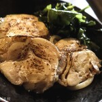 ヨコクラうどん - 鶏チャーねぎ炙油うどん