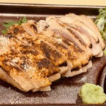 とり焼肉 はちろく - 赤鶏のタタキ