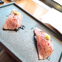 十勝ハーブ牛焼肉 MONMOM - 