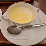 ロイヤルホスト - コーンクリームスープです。