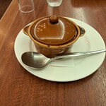 ロイヤルホスト - オニオングラタンスープです。