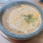 麺屋 武嗣 - 石焼き辛味噌つけ麺　DX  1,300円　スープ