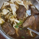 老山東牛肉麺 - 