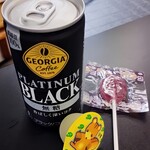 王者-23 - 食後のサービスでもらった飴とゼリーとコーヒー