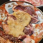 ホルモン焼肉 家成 - 