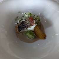 Fish Bank TOKYO - お魚、かぼちゃ、太いオクラ　on 新ごぼうのソース