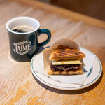 JAIME - あんバタークロッフル