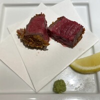 肉割烹 五条 新宿野村ビル49F - ○揚物〜黒毛和牛内もも肉の牛カツ