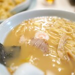 龍朋 - 