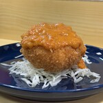 カニクリームコロッケ 紅ズワイソース