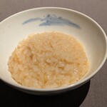 茶禅華 - フカヒレの姿煮の後に供されました。お米を先程のソースでぐーっと煮込んだリゾット仕立てです。
      ソースの旨味が染み込んだことで、より米の甘さとの絡み合いを感じます。