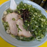 味心 - キクラゲ塩とんこつラーメン ネギ盛り 790円
