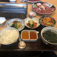 神戸焼肉 金虎 - 