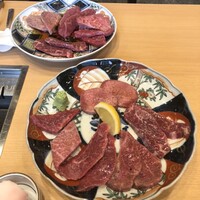 神戸焼肉 金虎 - 
