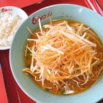 くるまやラーメン - 料理写真:ネギ味噌ラーメン 無料ライス