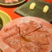 和牛とタン 焼肉 とみ 新橋本店 - 