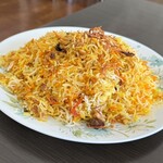 インデアンレストラン  ニューミラ - 今日はパクチーとかの青み野菜が載ってなくて見た目香りが寂しい