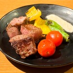焼肉 犇 - 盛り付けはこちら