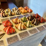 CROISSANT TIMES - 
