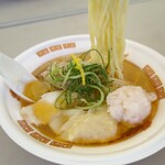 麺の風 祥気 - 伊勢海老と地鶏の塩そば麺リフト