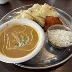 本場インド料理 ラリグラス 草牟田店 - 