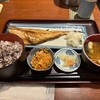 炭火焼食堂 こがね屋